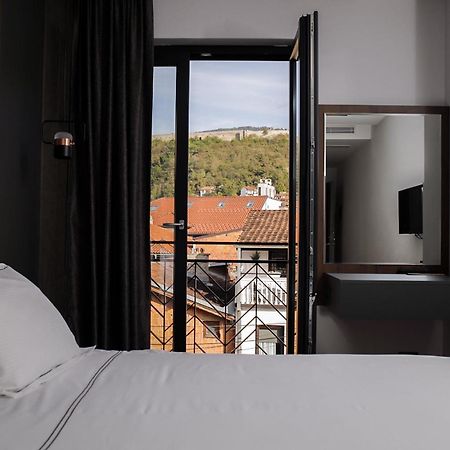 Triumf Hotel Prizren Eksteriør bilde